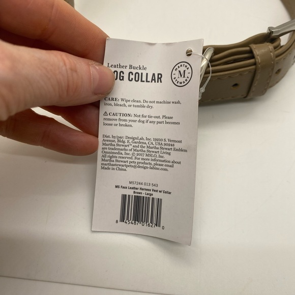 NWT Martha Stewart Dog Collar Vegan Leather. Tan. Size 20 (neck 18-21”). - Picture 5 of 8